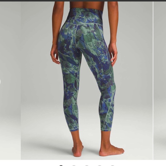 Lululemon Align High-Rise Pant with Pockets 25"
NOUVEAU MARBLE Palm Cour… - Picture 6 of 9